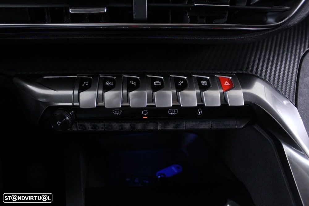Peugeot 3008 1.2 PureTech Active Pack - 29