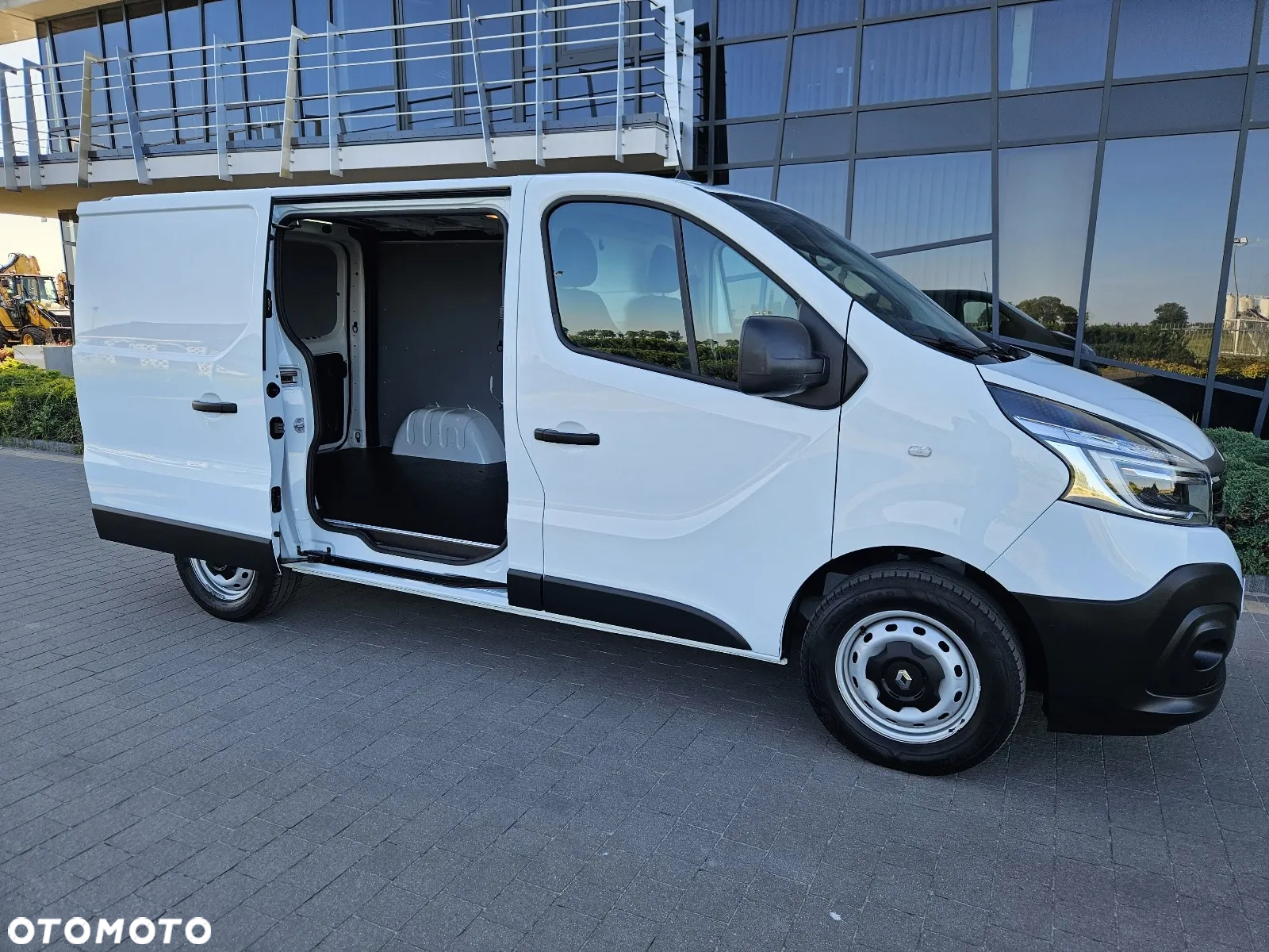 Renault Trafic - 28