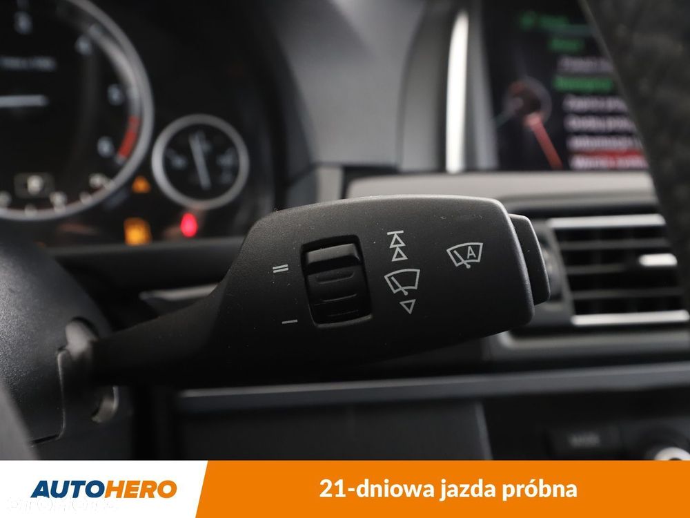 BMW Seria 5 - 29