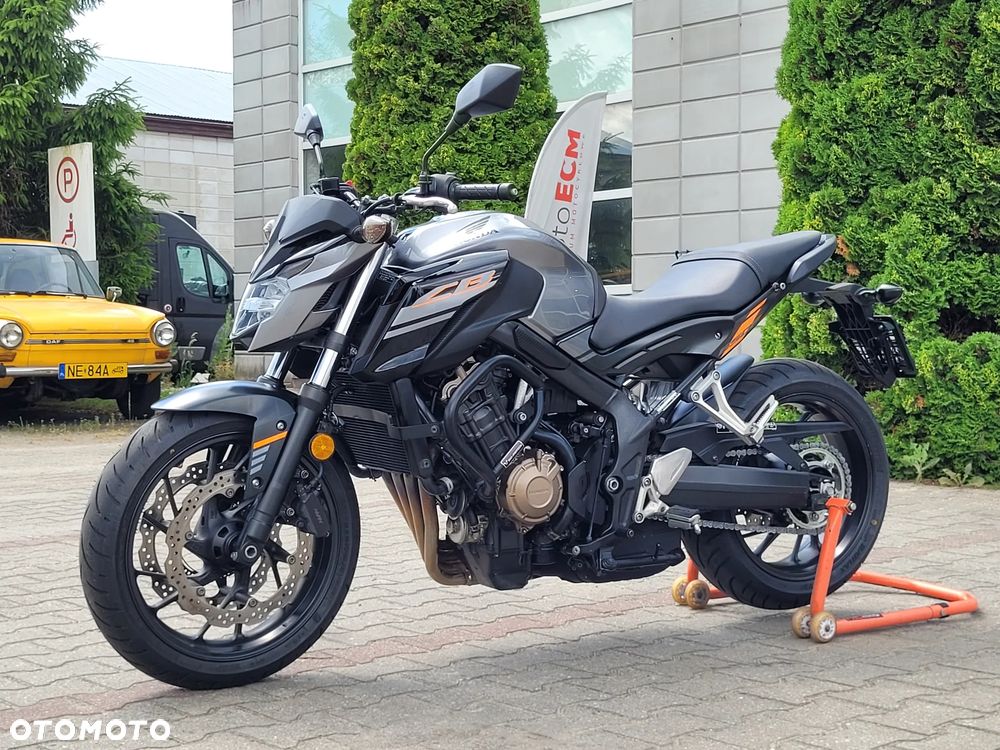 Honda CB - 21