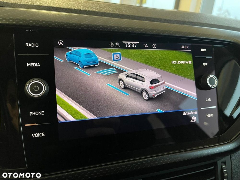 Volkswagen T-Cross - 16