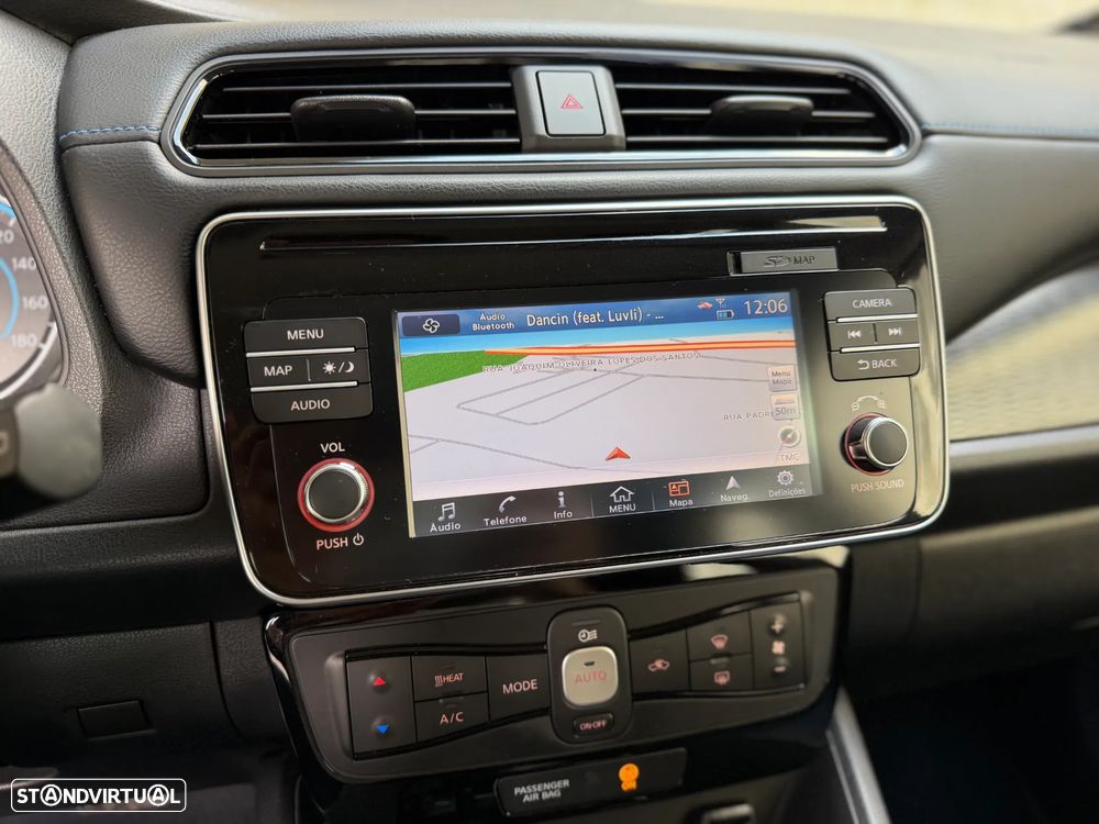 Nissan Leaf Acenta - 23