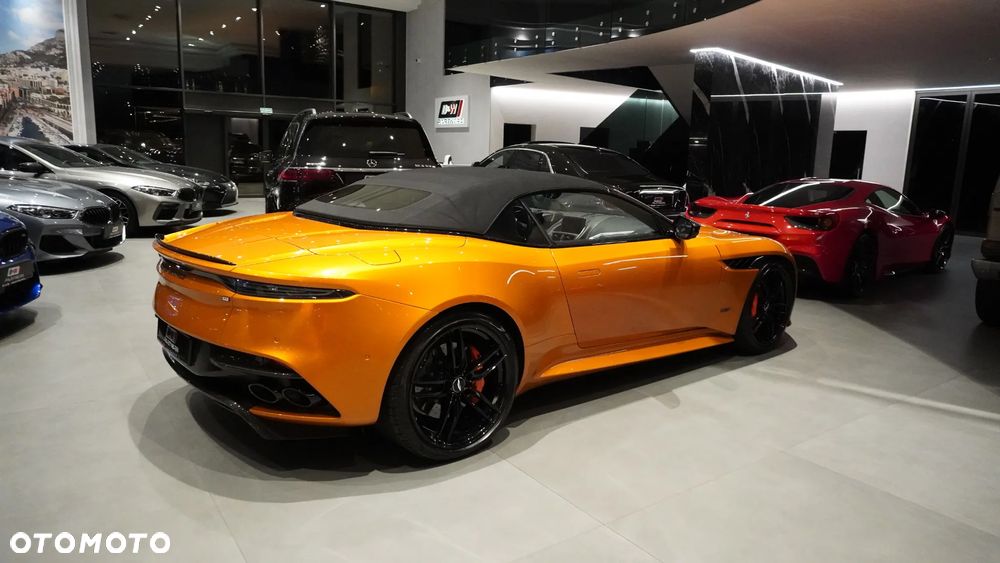 Aston Martin DBS - 3