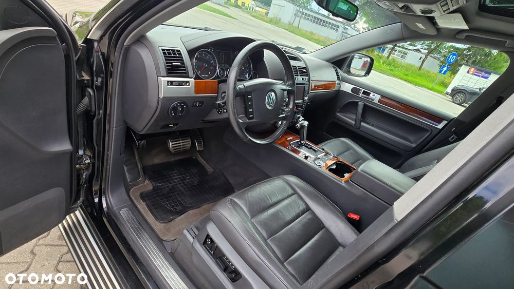 Volkswagen Touareg 4.2 V8 FSI Tiptr - 15