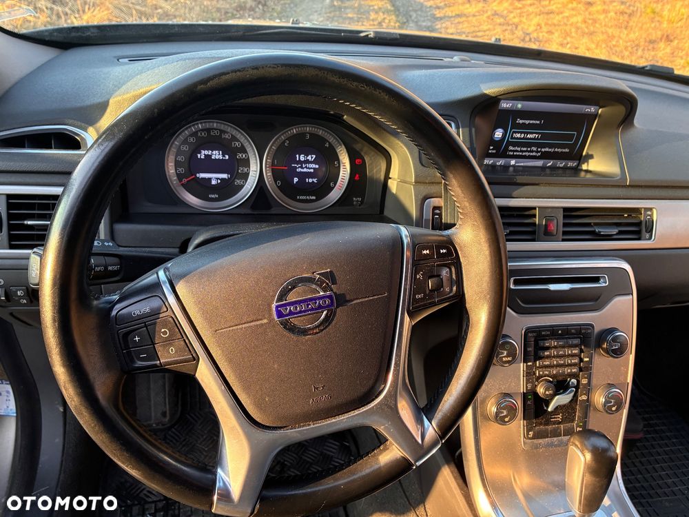 Volvo XC 70 D4 Geartronic Momentum - 15