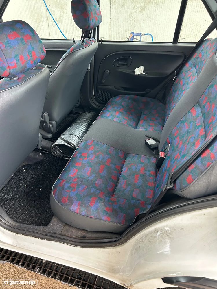 Citroën Saxo 1.0i Chrono - 2