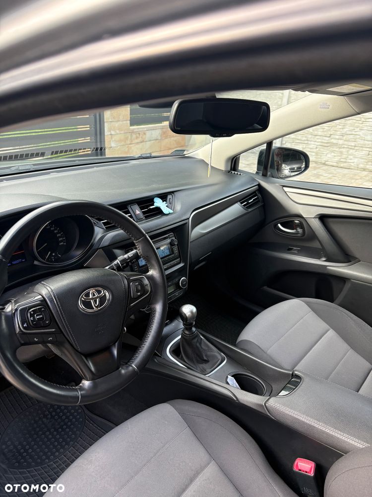 Toyota Avensis 1.6 D-4D Active - 8