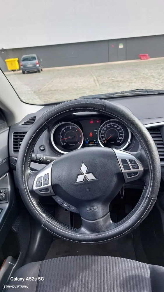 Mitsubishi Lancer 1.8 DI-D Intense - 3