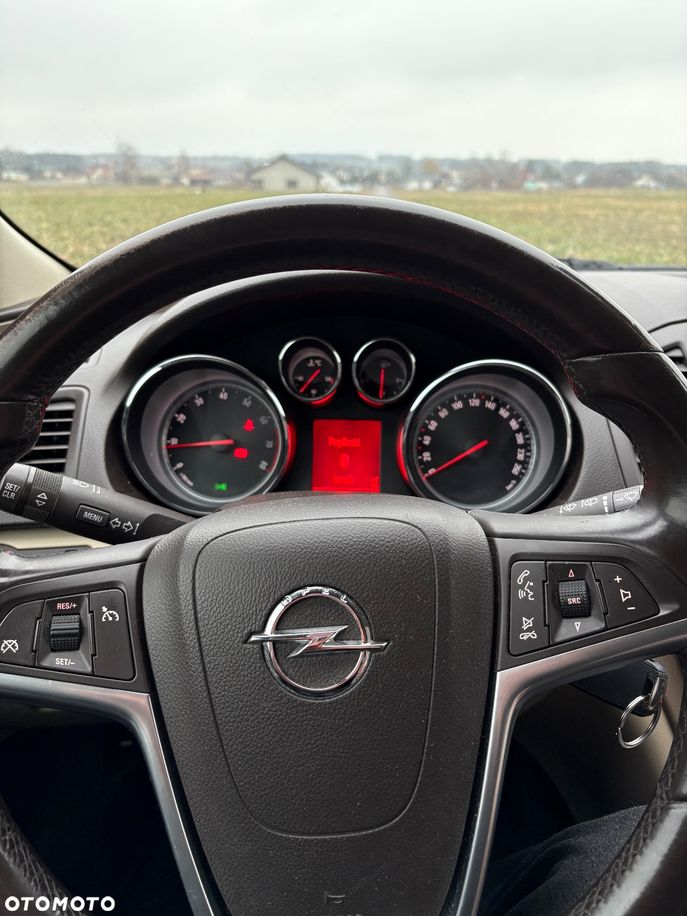 Opel Insignia - 24