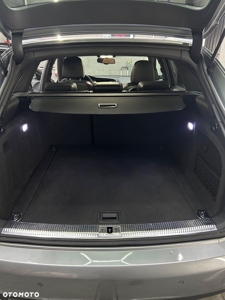 Audi A4 Avant 2.0 TDI DPF quattro S line Sportpaket - 17