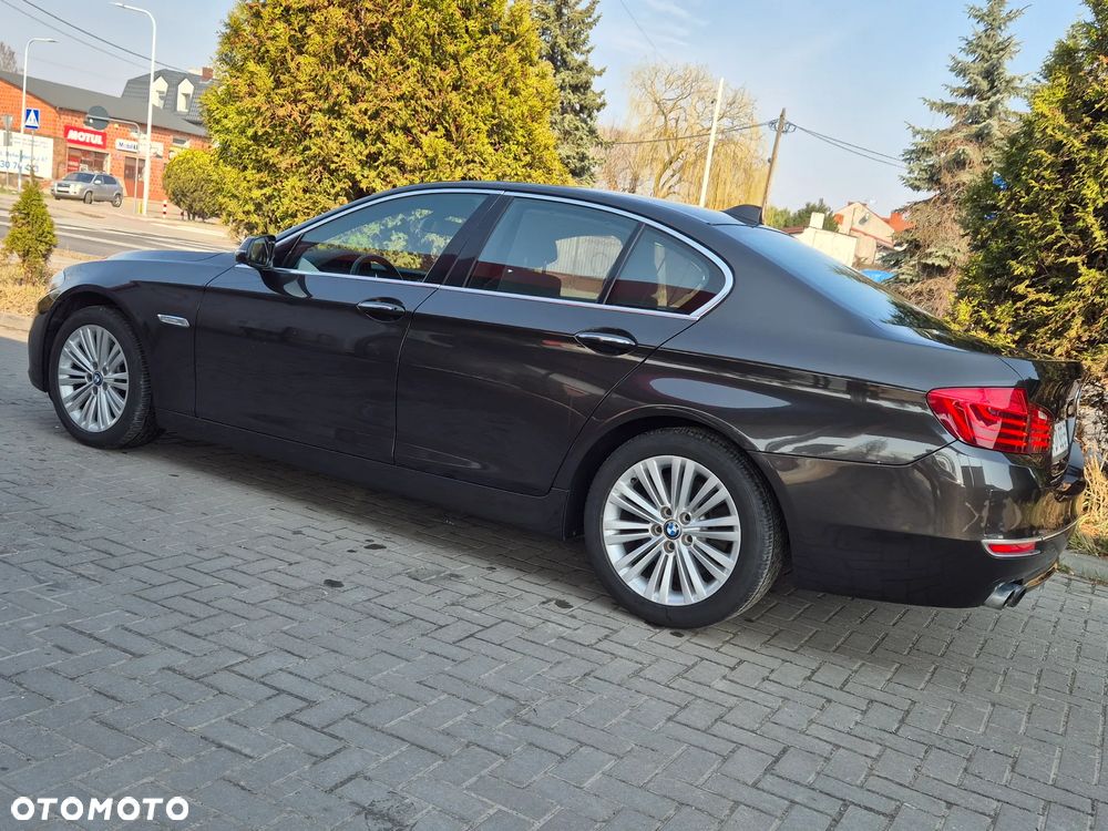 BMW Seria 5 520i Luxury Line - 7