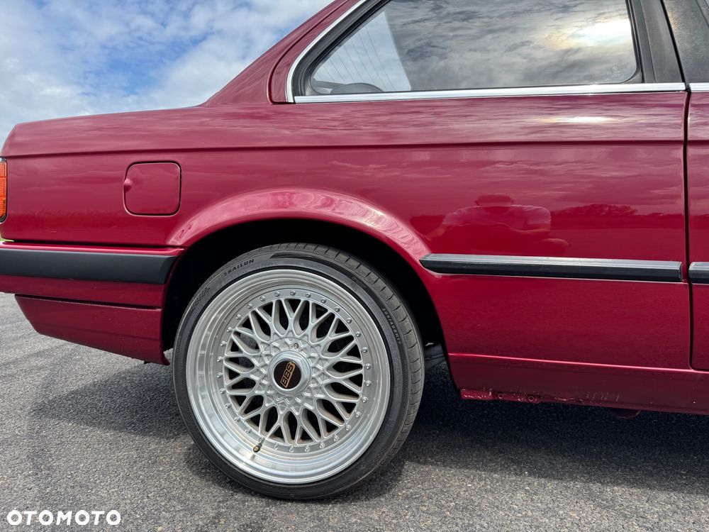BMW Seria 3 316i - 10