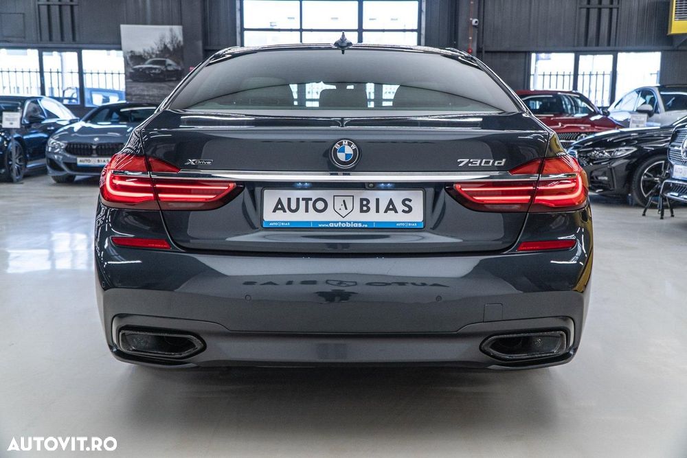 BMW Seria 7 730d xDrive - 31