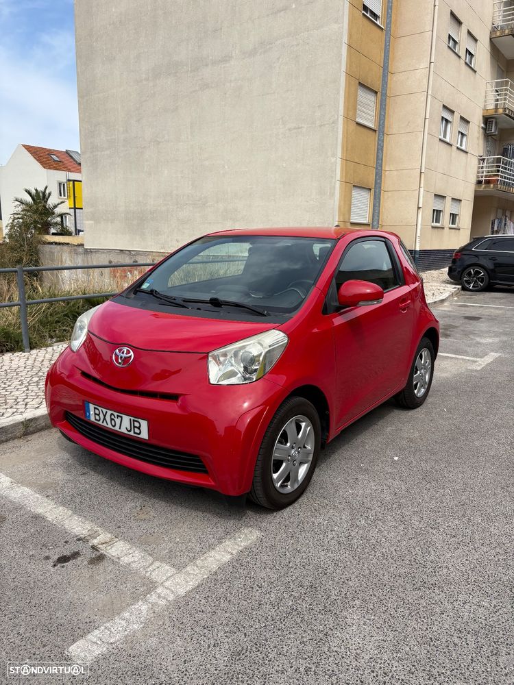 Toyota iQ 1.0 VVT-i - 1