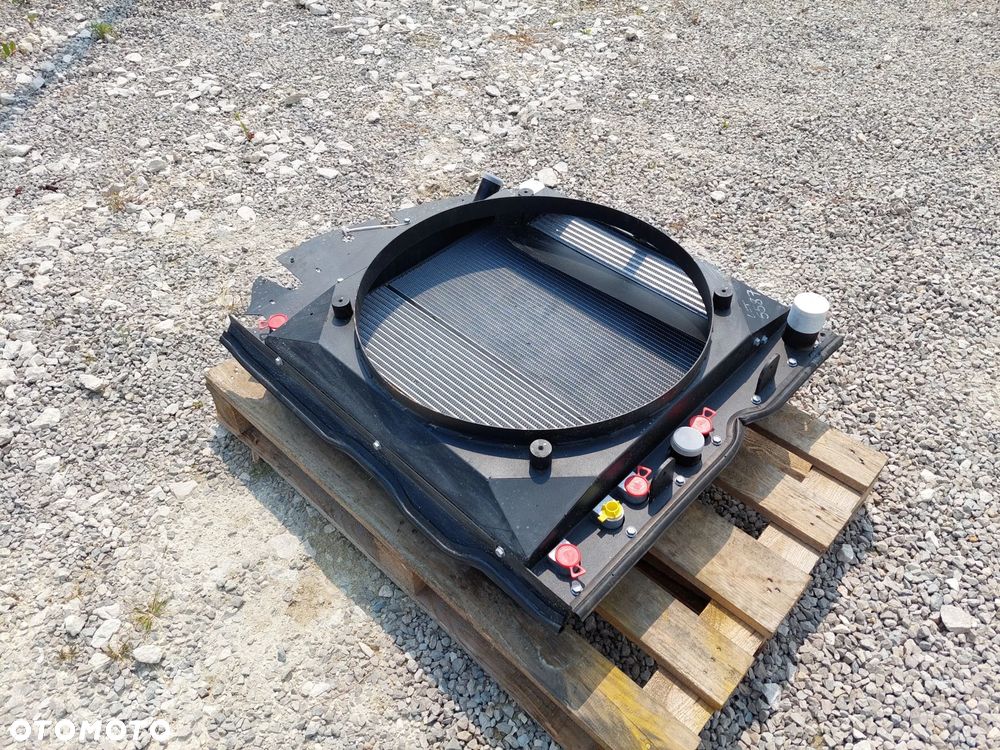 Chłodnica cieczy oleju wody zespół chłodnic intercooler Manitou MLT 733, 933, 1033 630, 730 - 23