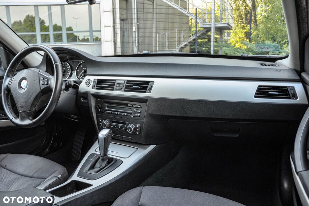 BMW Seria 3 - 10