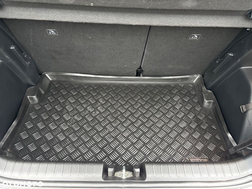 Hyundai i20 1.2 Classic Plus - 37