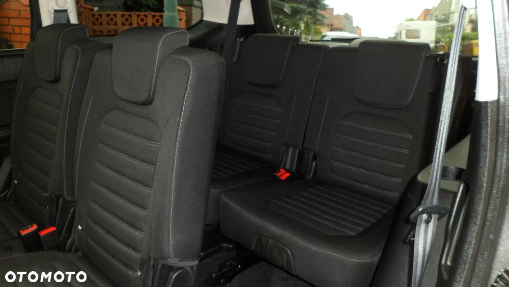 Ford Galaxy 2.0 TDCi Titanium - 12