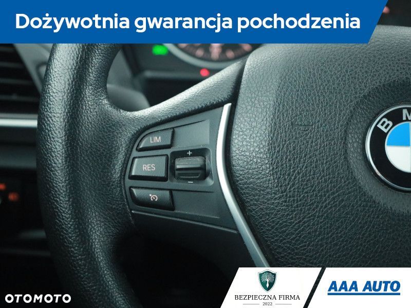BMW Seria 1 - 21