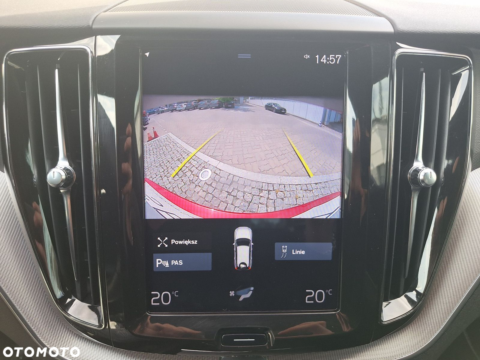 Volvo XC 60 - 25