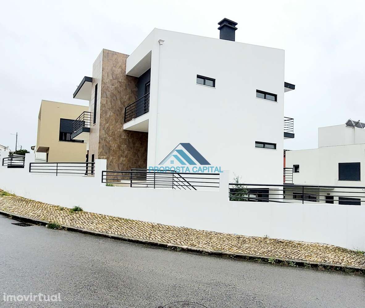 MORADIA ISOLADA T5 QUINTA DA ALEMBRANÇA | FEIJÓ - Grande imagem: 5/60