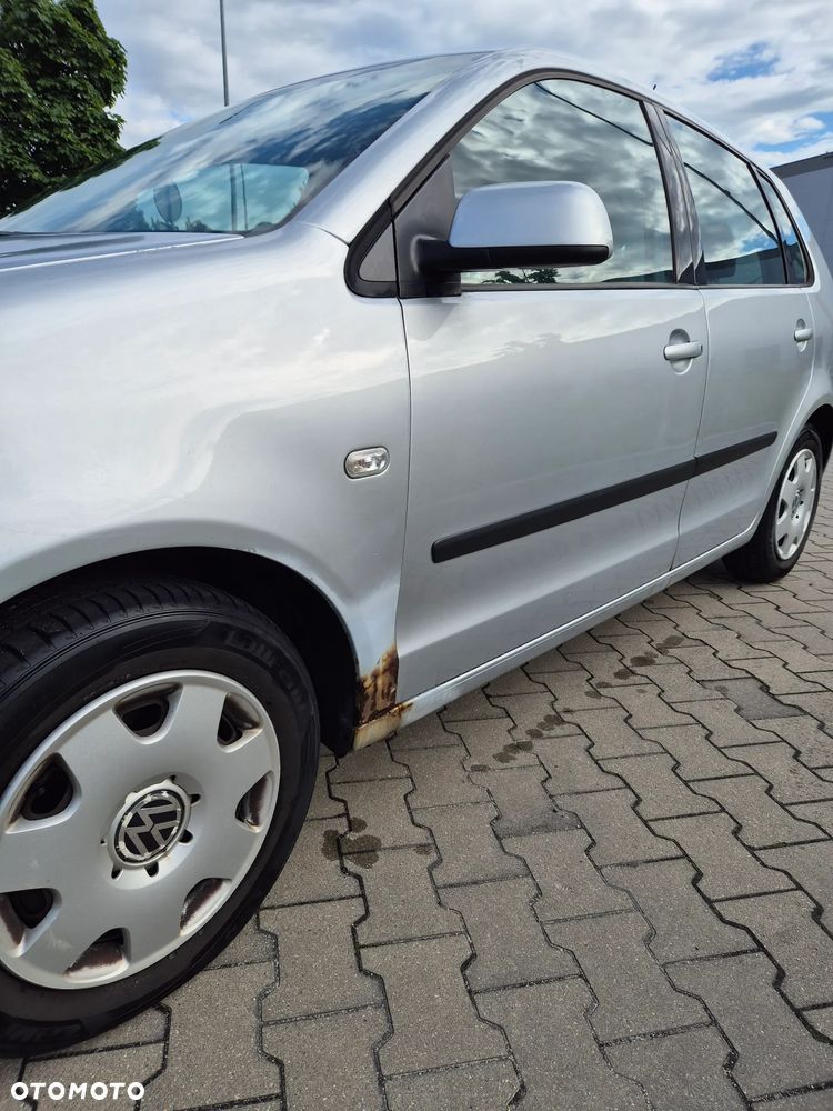 Volkswagen Polo 1.4 16V Comfortline - 9