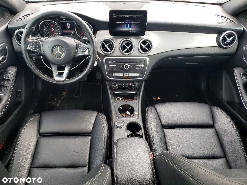 Mercedes-Benz CLA 250 4Matic 7G-DCT AMG Line - 8