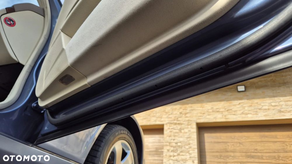 Mercedes-Benz Klasa E - 37