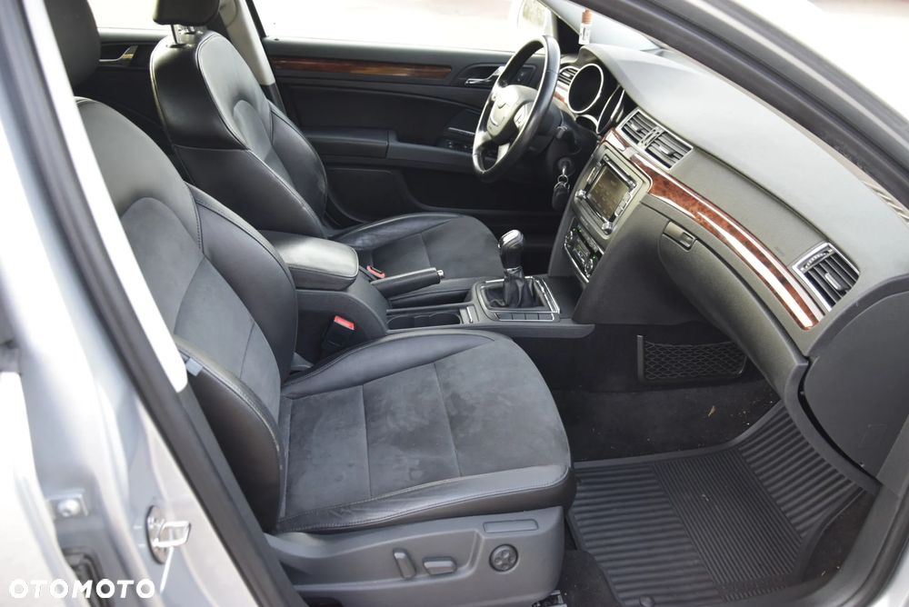 Skoda Superb 1.8 TSI Elegance - 23