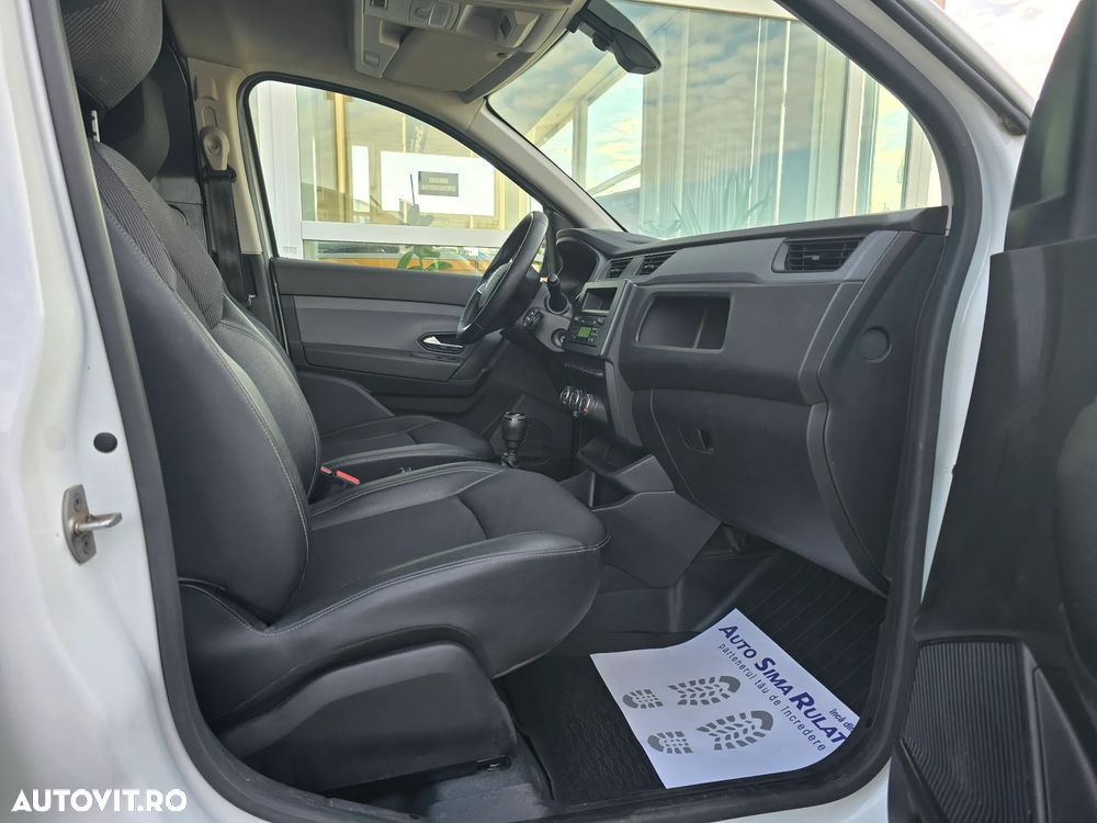 Renault EXPRESS - 11