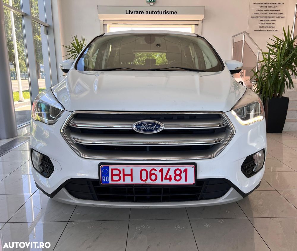 Ford Kuga - 2