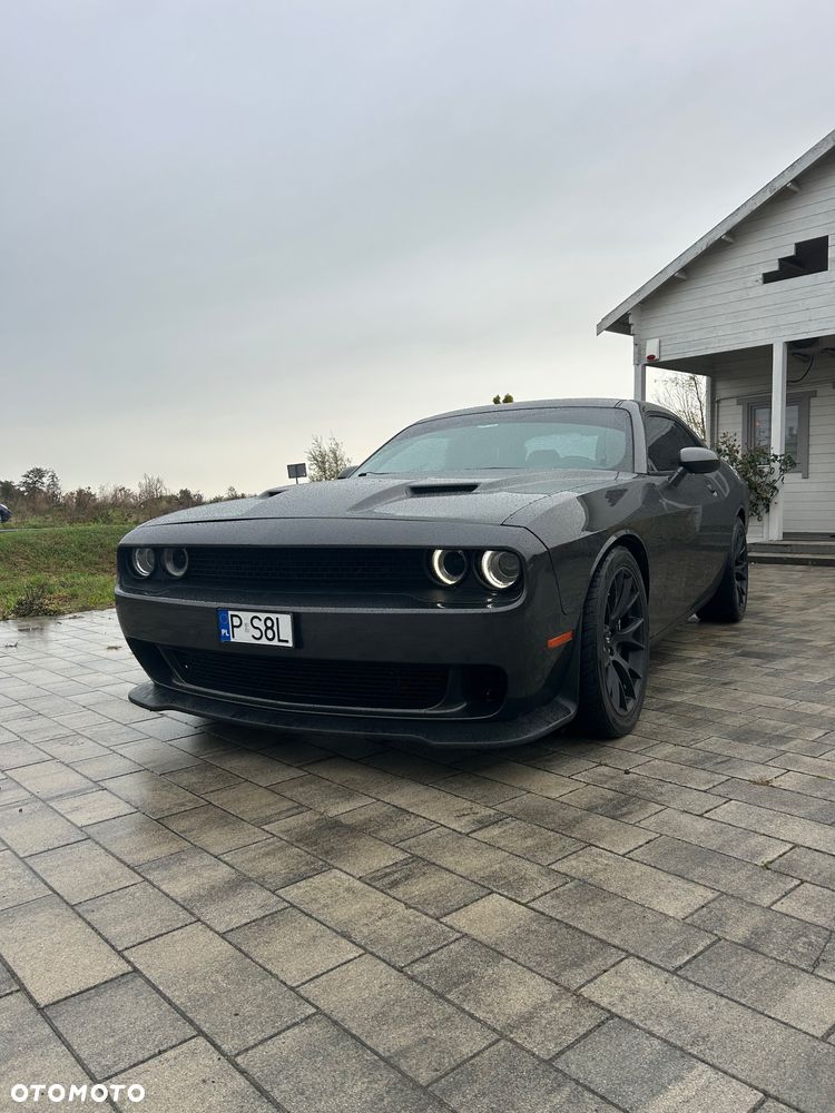 Dodge Challenger 6.4 Scat Pack - 1