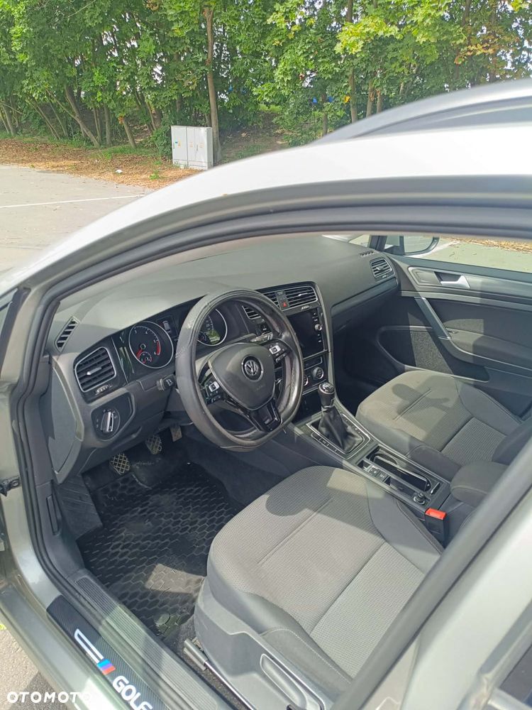 Volkswagen Golf 2.0 TDI BMT Comfortline - 13
