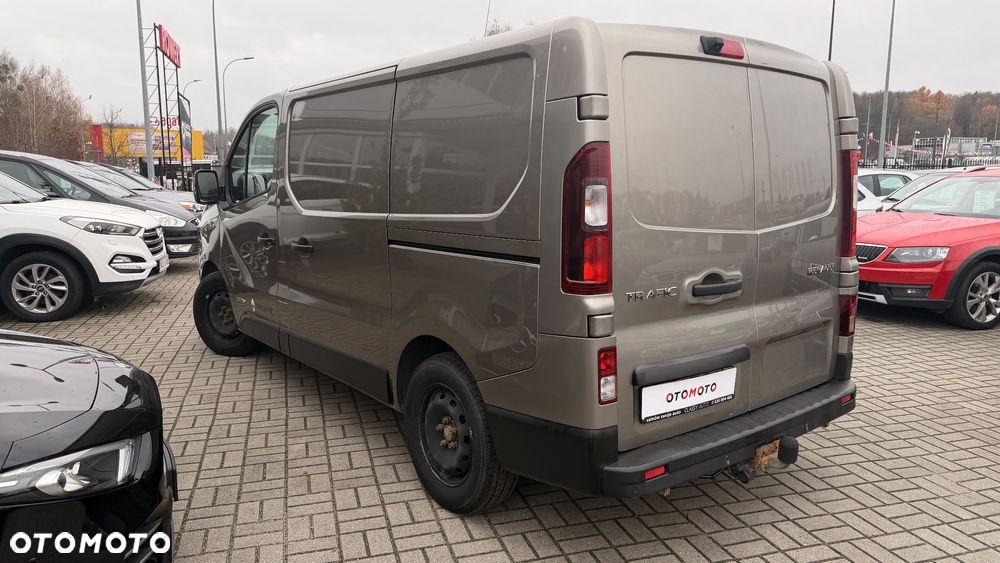 Renault Trafic - 2
