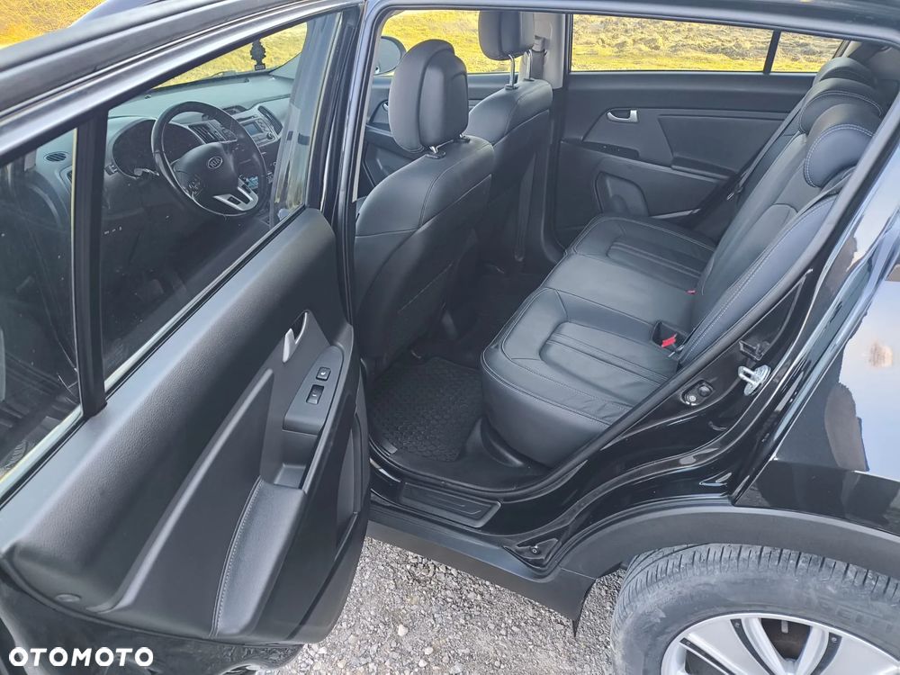 Kia Sportage 2.0 CRDI XL - 11