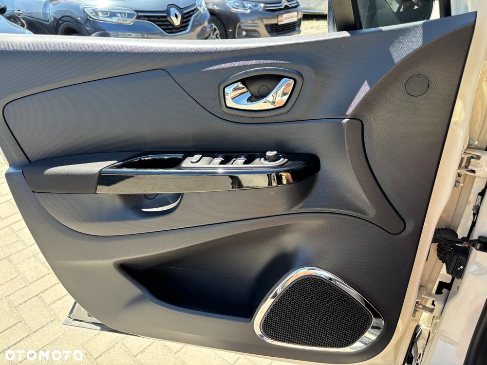 Renault Captur - 19