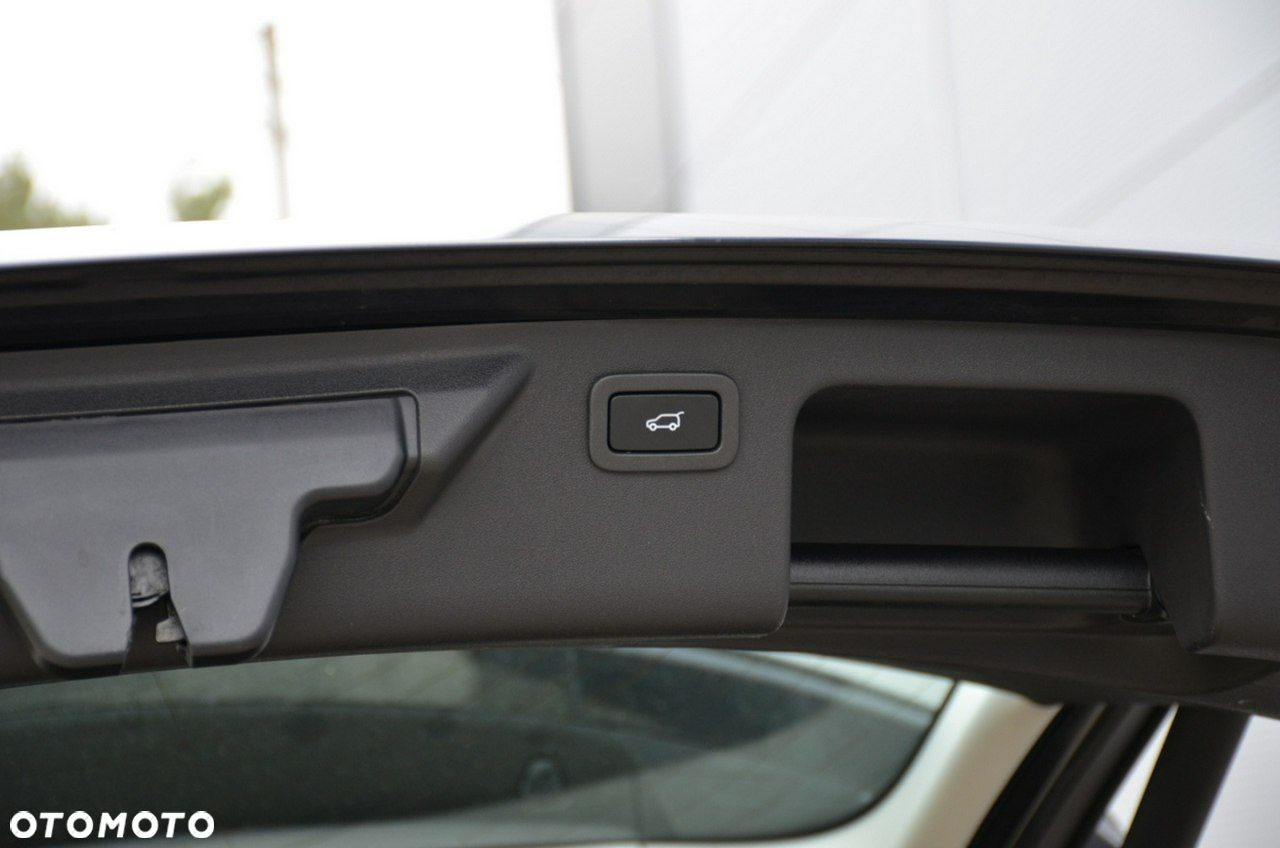 Land Rover Discovery Sport - 6