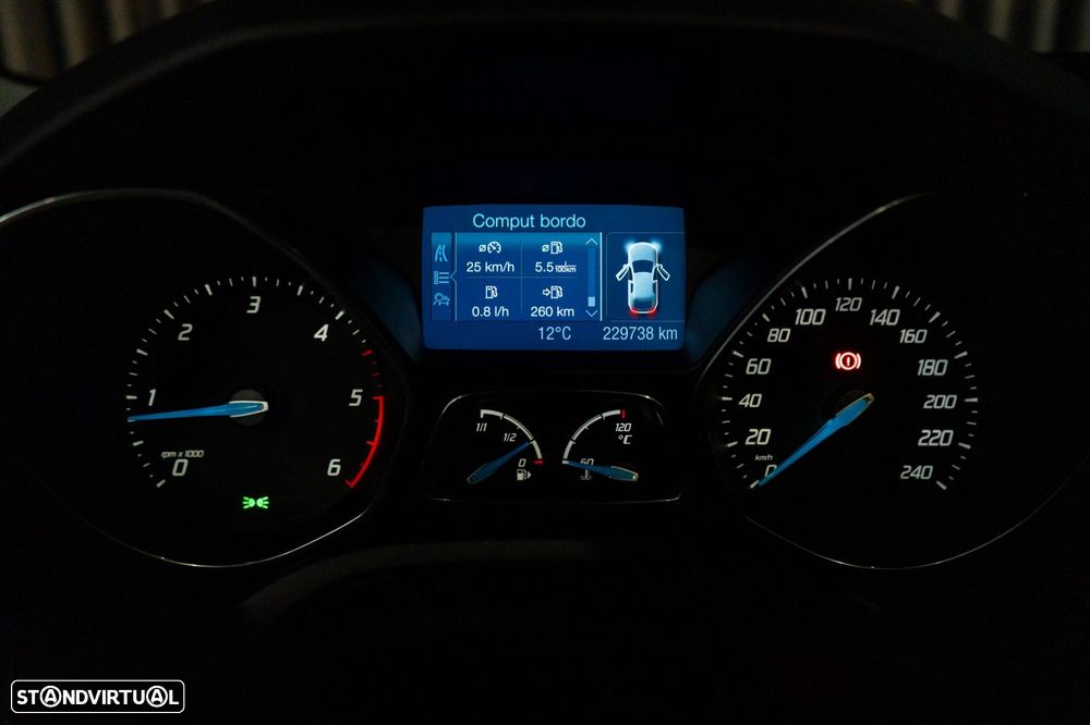 Ford Focus SW 1.6 TDCi Titanium - 14