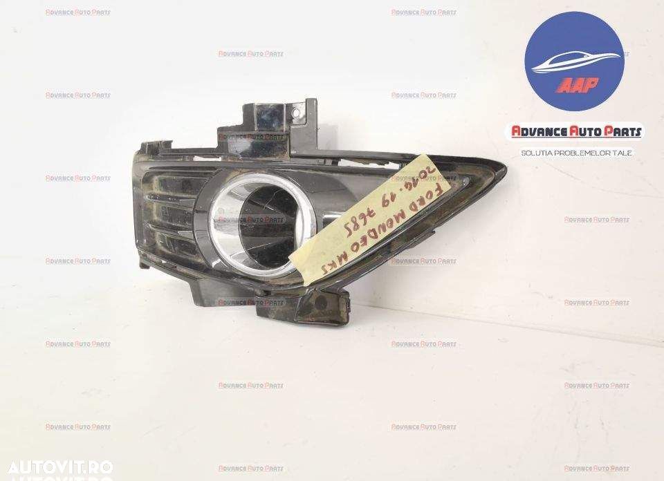 Grila proiector dreapta  cod DS7319952L - originala Ford  Mondeo  MK5 - 8