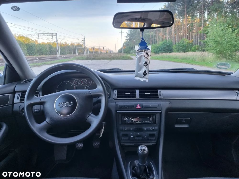Audi A6 Avant - 30