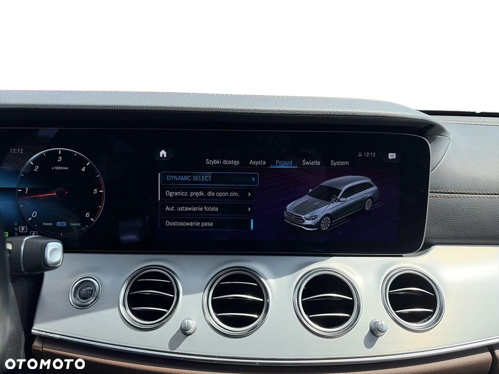 Mercedes-Benz Klasa E 220 d 4-Matic Exclusive - 27