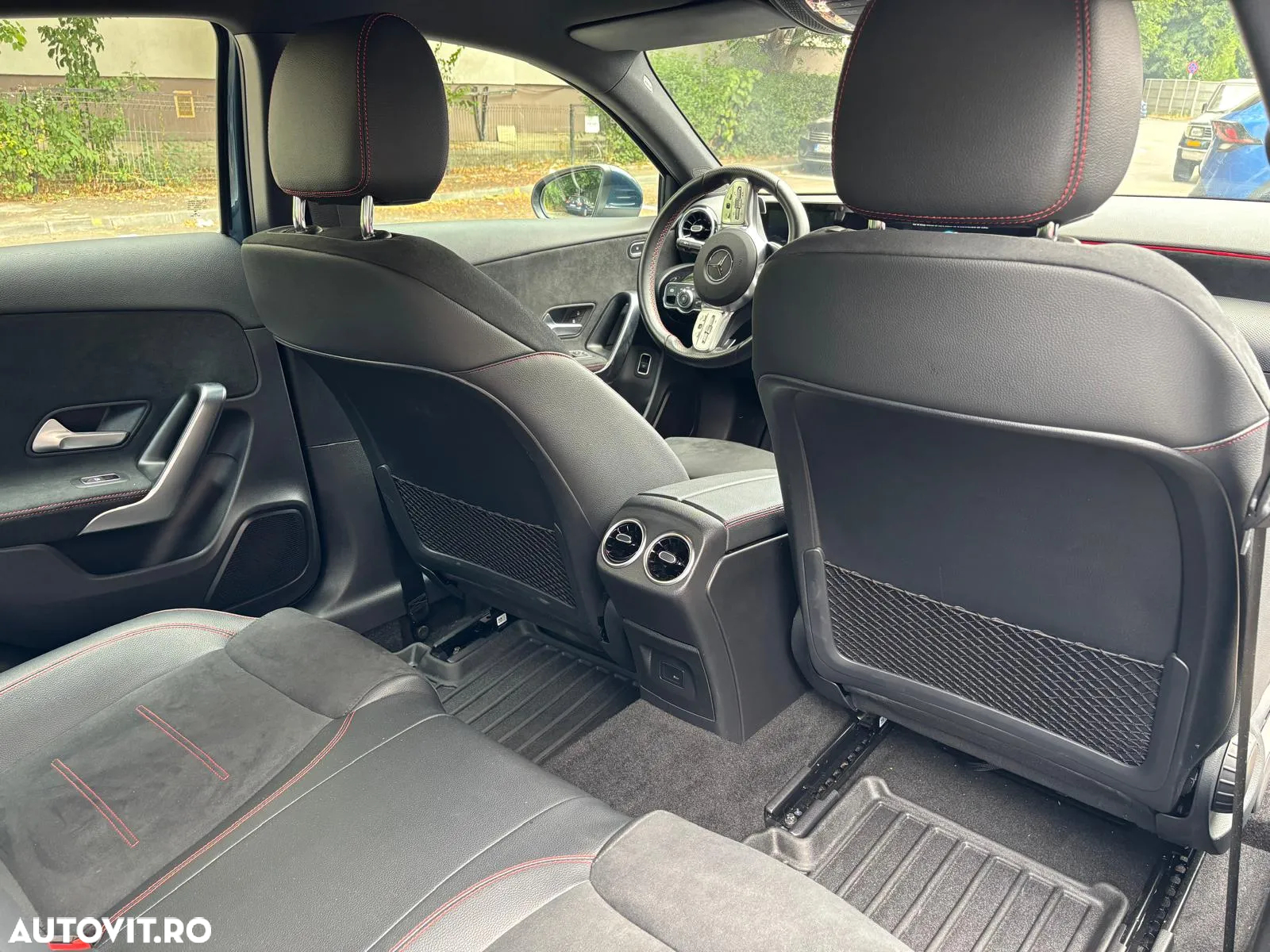 Mercedes-Benz A 200 7G-DCT AMG Line - 16