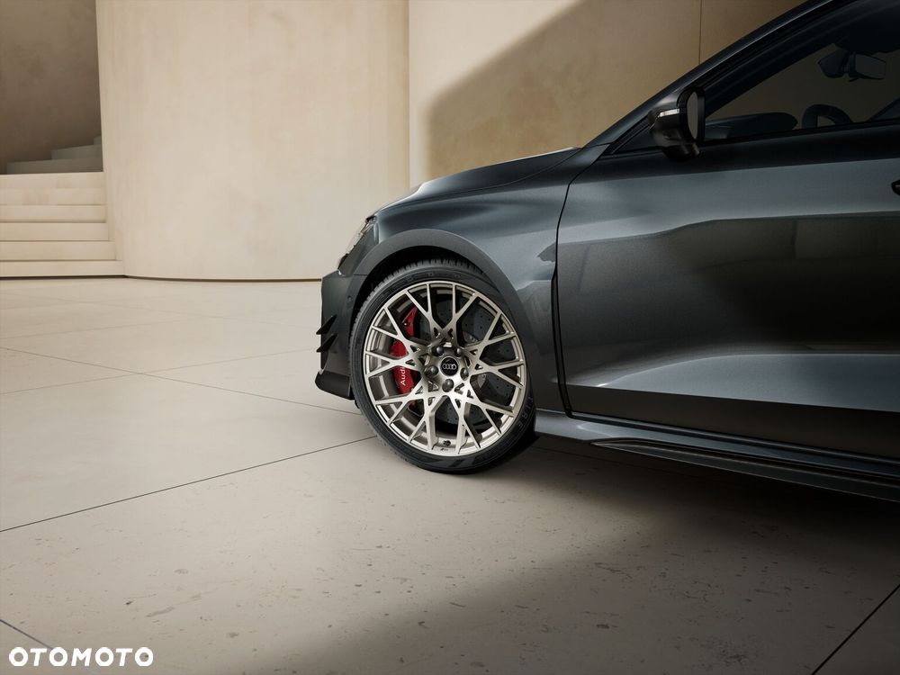 Audi RS3 Limousine TFSI Quattro S tronic - 8