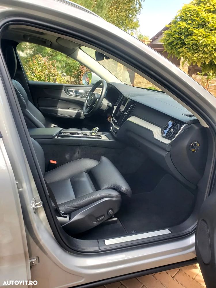 Volvo XC 60 D5 AWD Inscription - 12