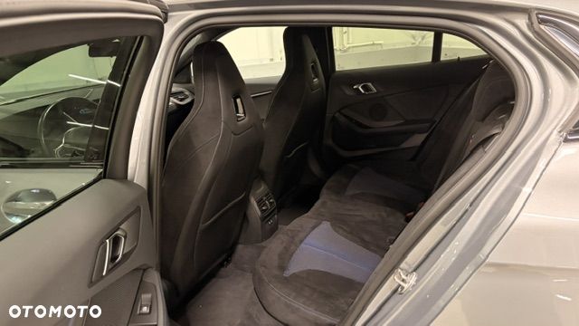 BMW Seria 1 120i M Sport - 9