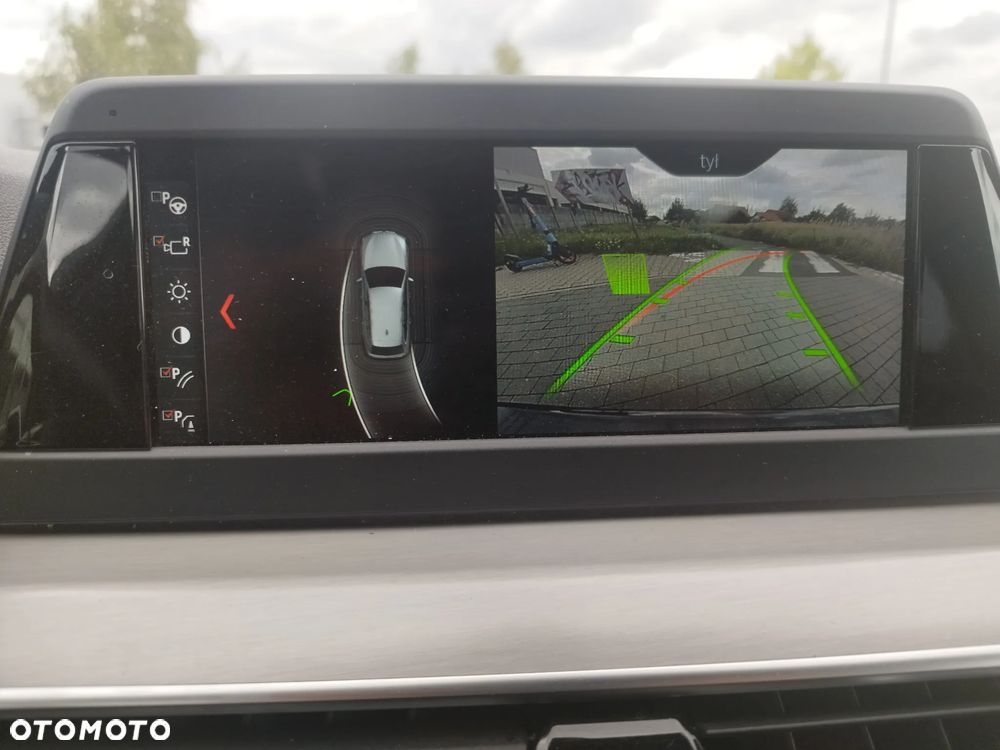 BMW Seria 5 520d M Sport sport - 17