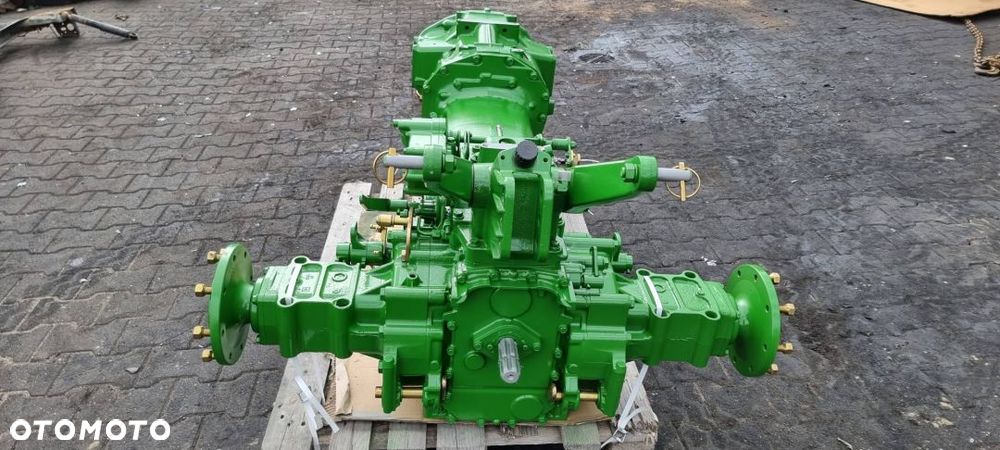 PODCIĄG TRAKTOR JOHN DEERE 3045R 3045 r 2017 - 2