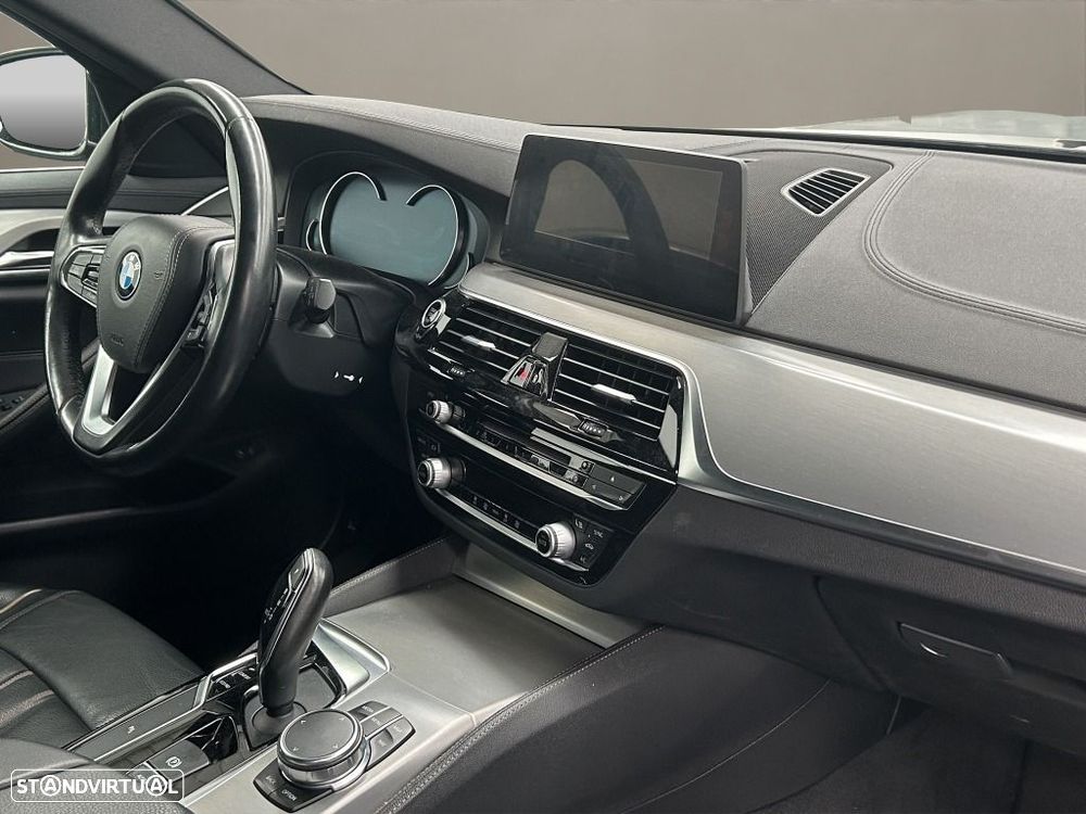 BMW 520 d Line Luxury Auto - 13