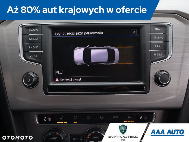 Volkswagen Passat - 21
