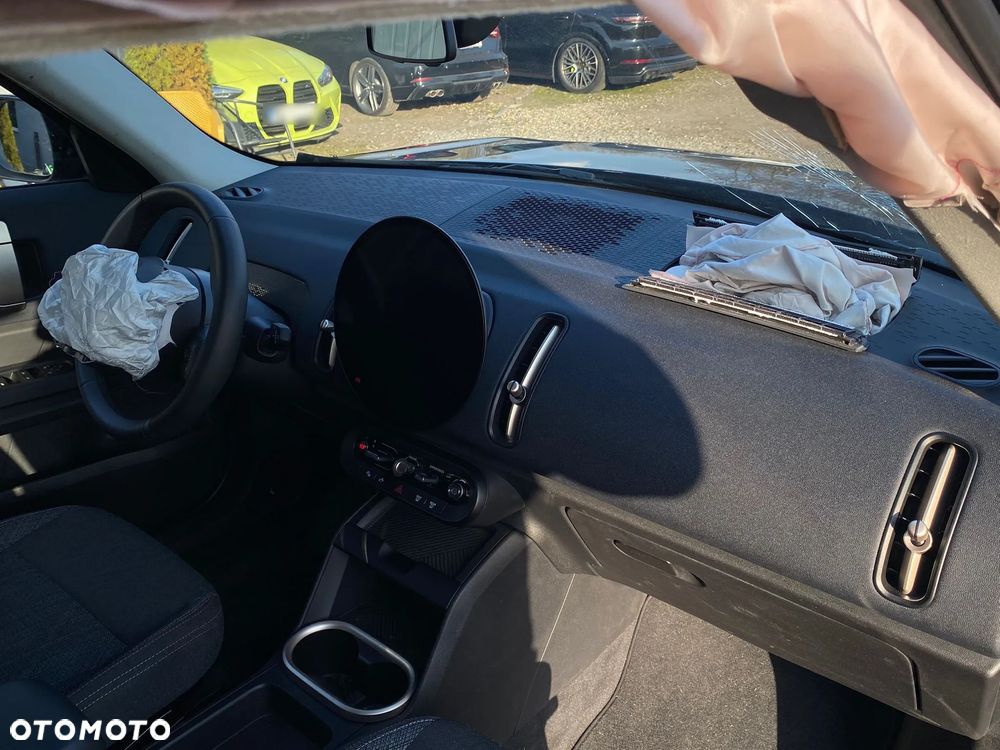 MINI Countryman ver-c-mhev-linia-essential - 17